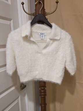 William Rast Cream Fuzzy Collared Cropped V-Neck Sweater